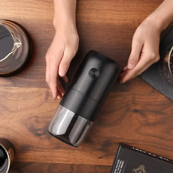 Electric Coffee Grinder TYPE C USB Rechargeable Professional Ceramic Grinding Core Portable Coffee Beans Mill Grinder 3